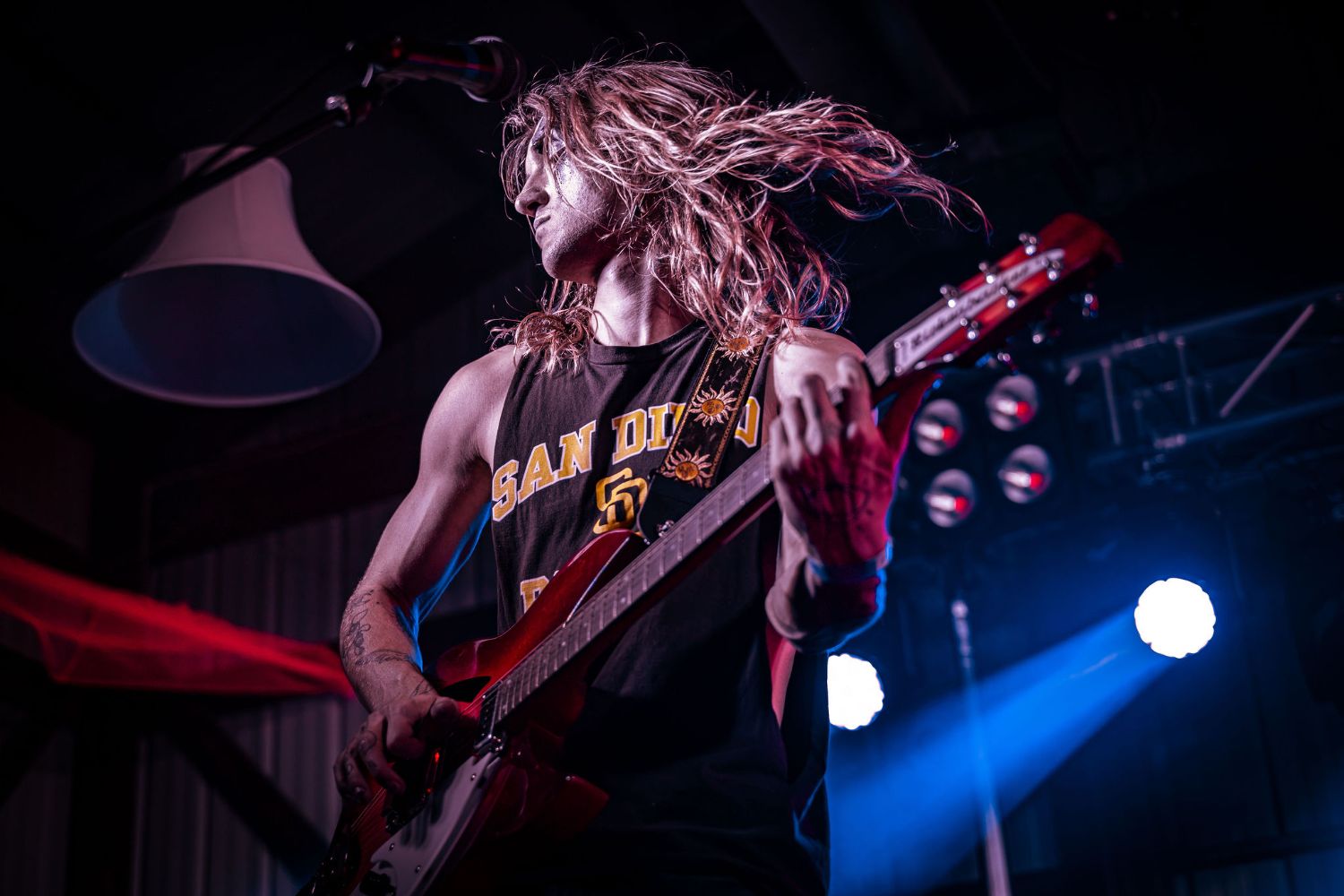 A guitarist, fully committed