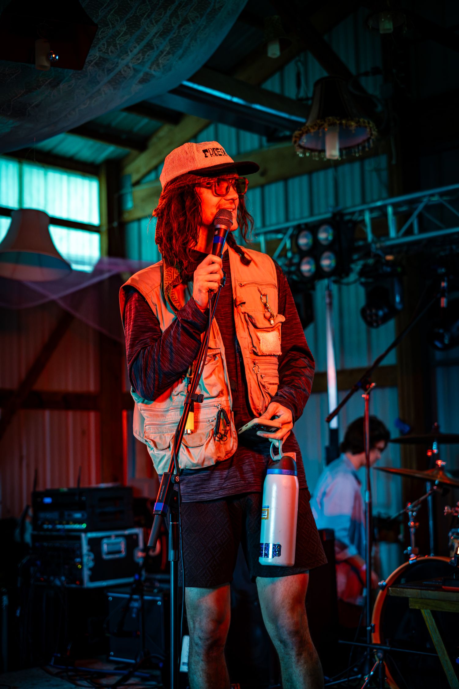 A set under the barn lights